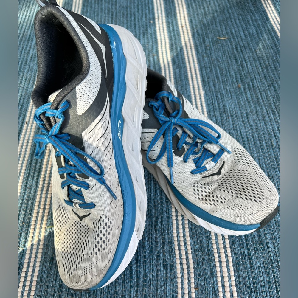 Hoka One One Arahi 3 Running Shoes EXCELLENT
